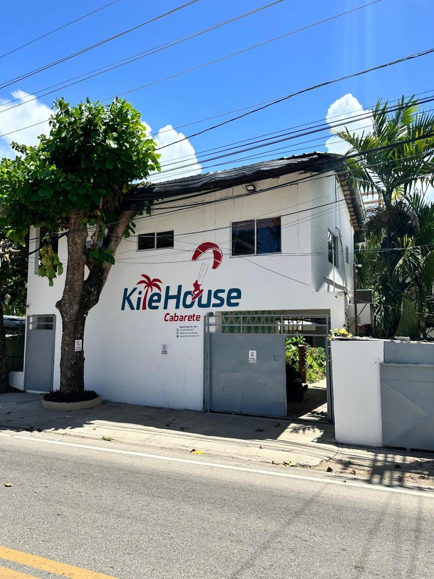 Kite House Cabarete Across Kite Beach Apartment Exterior photo