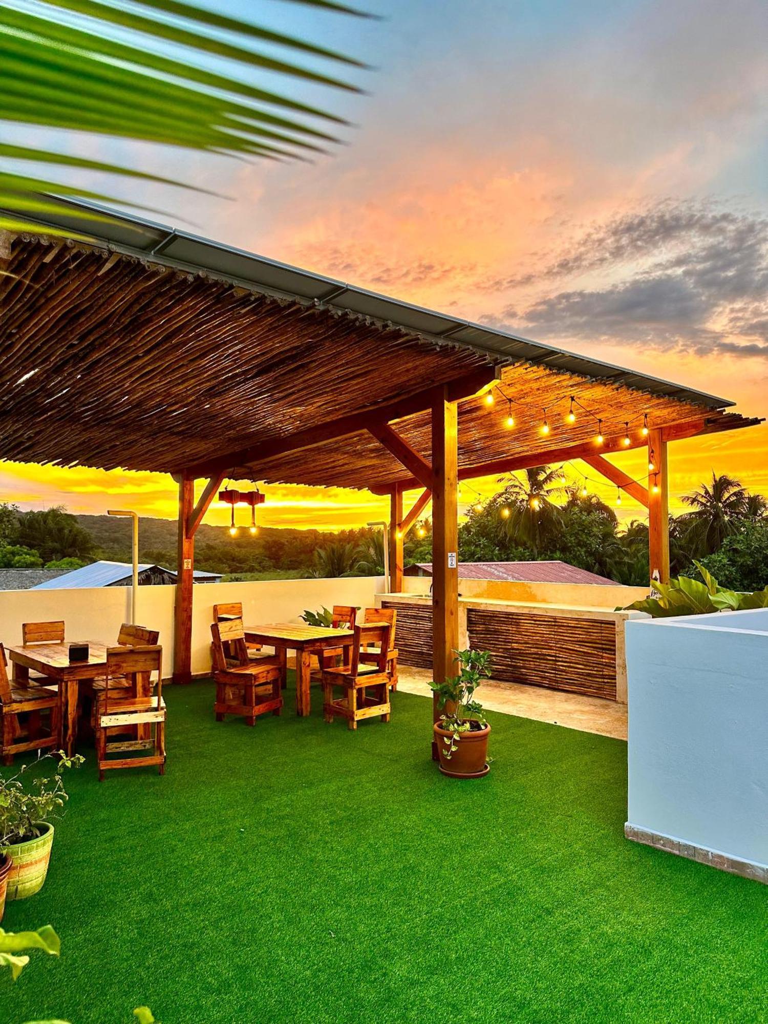 Kite House Cabarete Across Kite Beach Exterior photo